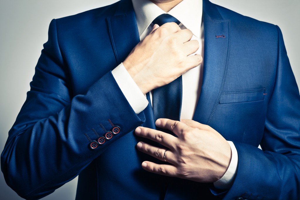 FreeGreatPicture.com-51704-men-who-dressed-in-a-royal-blue-suit-local